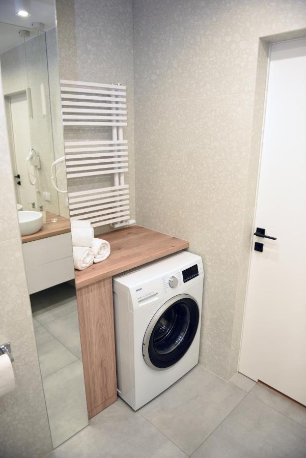 Pearl Apartments- Twoj Apartament W Centrum Krakau Buitenkant foto